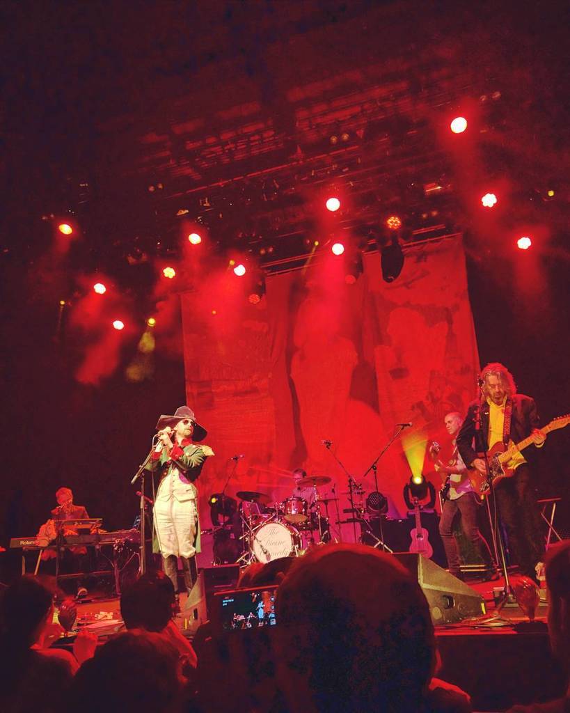 mdelpeix's tweet photo. Fantastiques The Divine Comedy!
#divinecomedy #thedivinecomedy #neilhamon #concert #lasir… https://t.co/SG32uSAndf https://t.co/MWnxRTtbKH