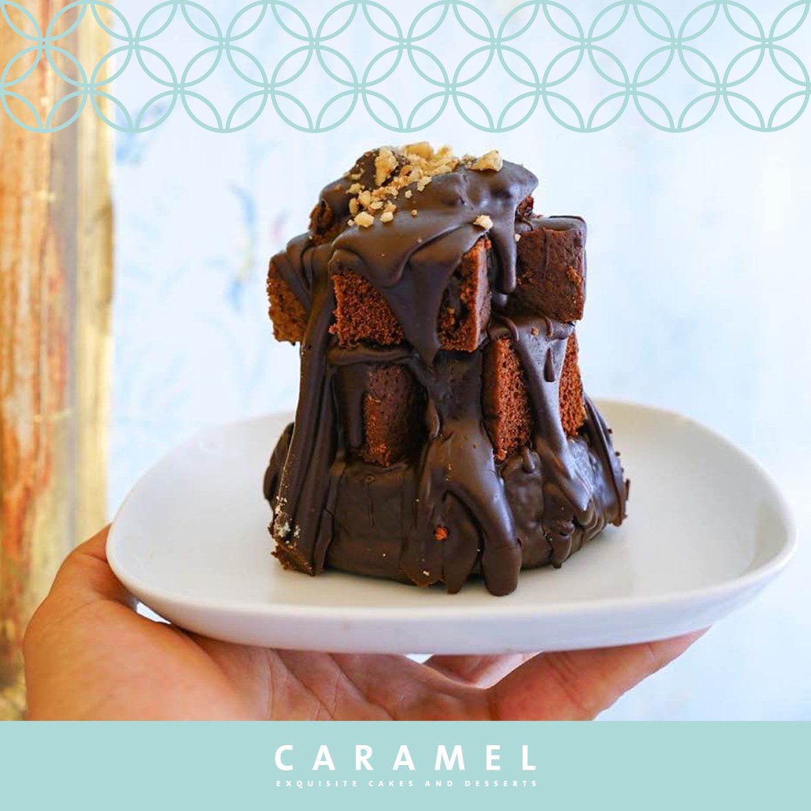 Caramel_Kuwait's tweet photo. The Chocolate Bomb explodes with flavor!
#CaramelKuwait https://t.co/H50RFhWwFy