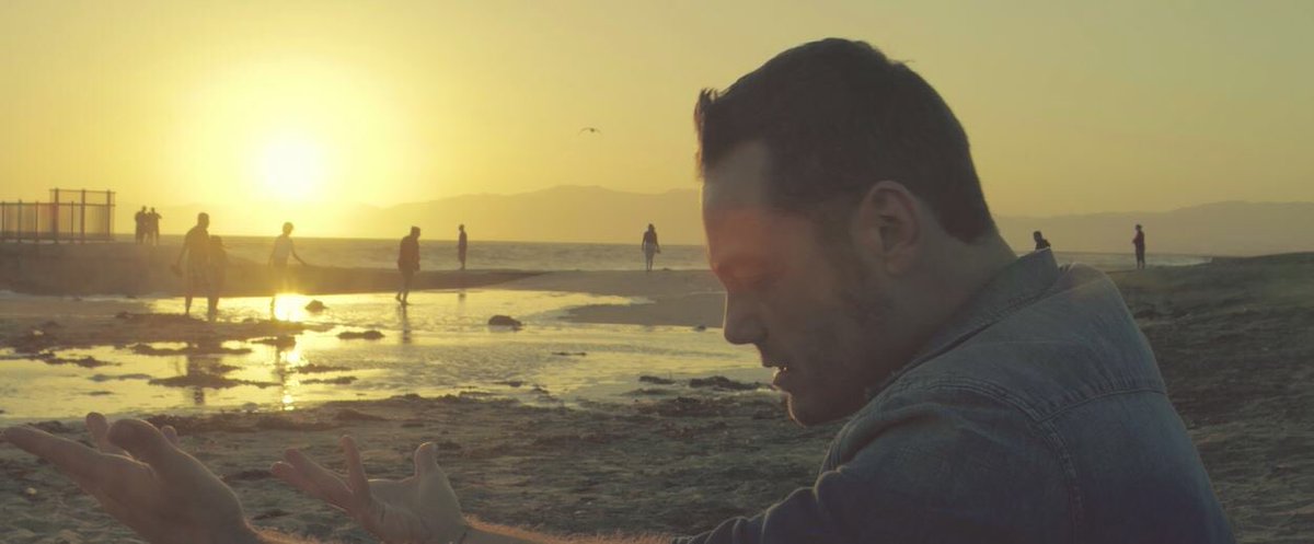 TizianoFerro's tweet image. “Per favore ricordiamoglielo al mondo
chi eravamo e che potremmo ritornare”. 
#PotremmoRitornare umi.lnk.to/PotremmoRitorn…