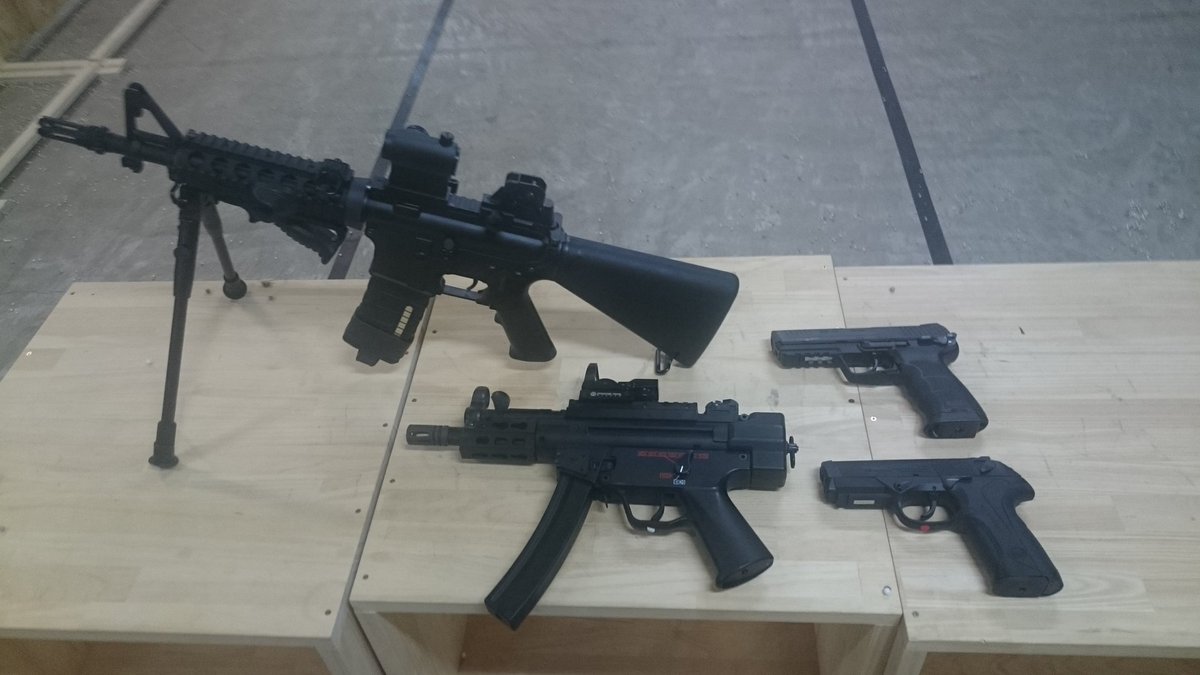 1004_0704's tweet photo. 孝太さんからカスタムしてもらった
銃で試射してきました！
初速92はヤバいww
早くゲームで使いたいっ！！ https://t.co/uYxm6DjyHd