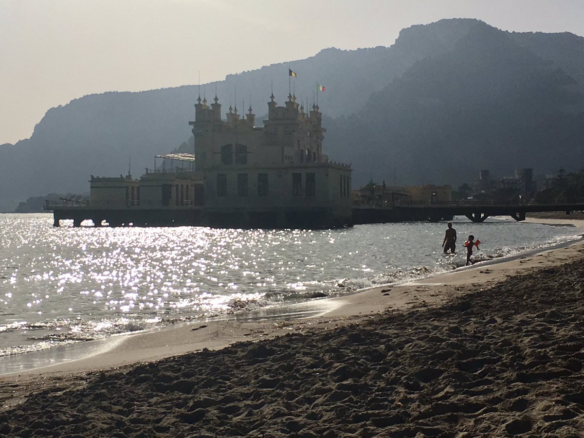 #Mondello #palermo ad Ottobre bellissima ☀️🏊🛥