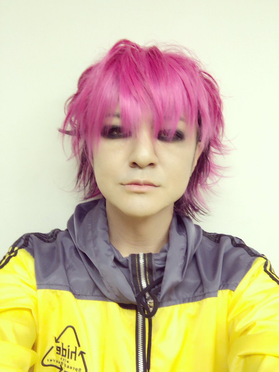 Hide 今もなお愛される 赤い髪のエイリアン ライブ セットリスト情報サービス Livefans ライブファンズ