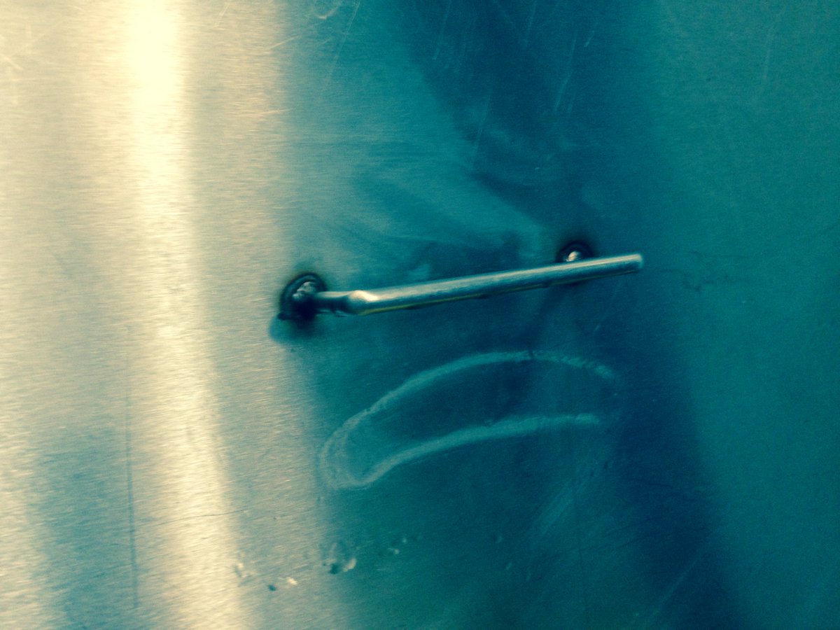 tavyales's tweet photo. I don't know why our mash tun lid is so upset. Come on mate, it's a brew day! https://t.co/im9hGTkuFa