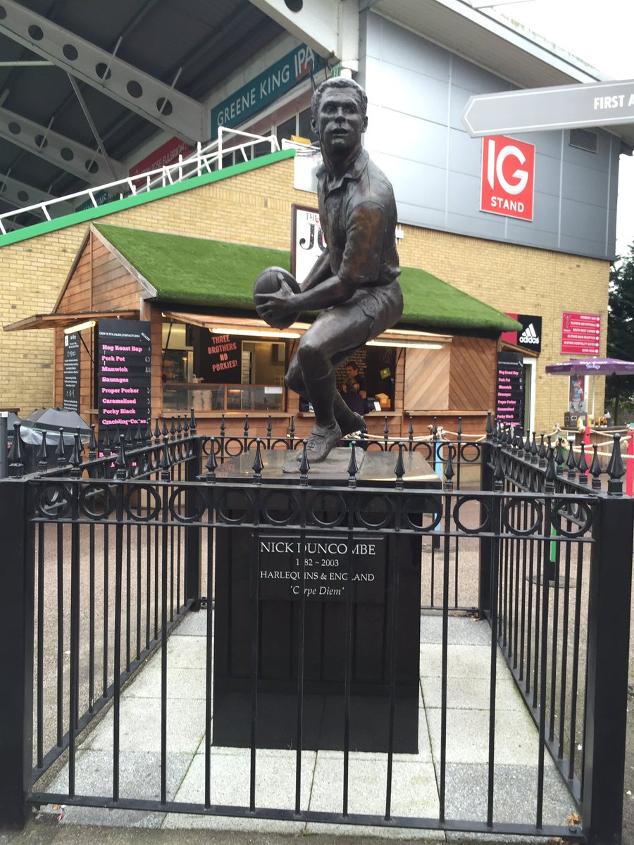 nickheathsport's tweet photo. The Nick Duncombe memorial at @Harlequins always a reminder of my time alongside him at @RGSHWSport. Truly brilliant talent gone too soon. https://t.co/oknlaJmH5a