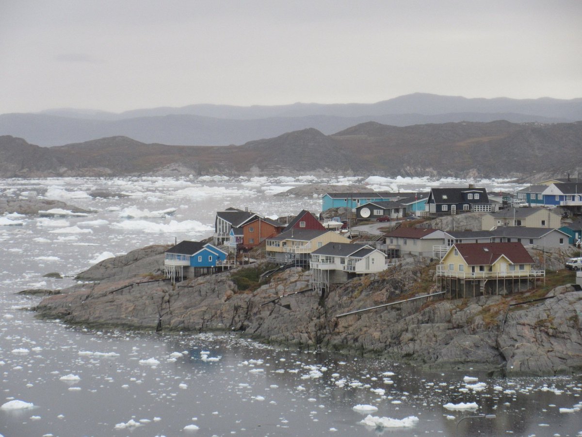 darkmtn's tweet image. Our fourth taster from Dark Mountain Issue 10 is Nancy Campbell's essay on the poetics of a Greenlandic language dark-mountain.net/blog/no-more-w…