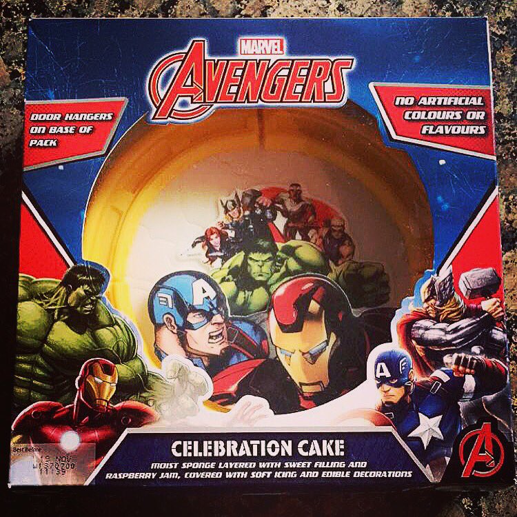 Kittyflee's tweet photo. It's my birthday and I was lucky enough for my gorgeous 7year old to choose my cake!☺️... #Marvel #birthdaycake #birthdaygirl 🙋 https://t.co/XIltUUiQfq