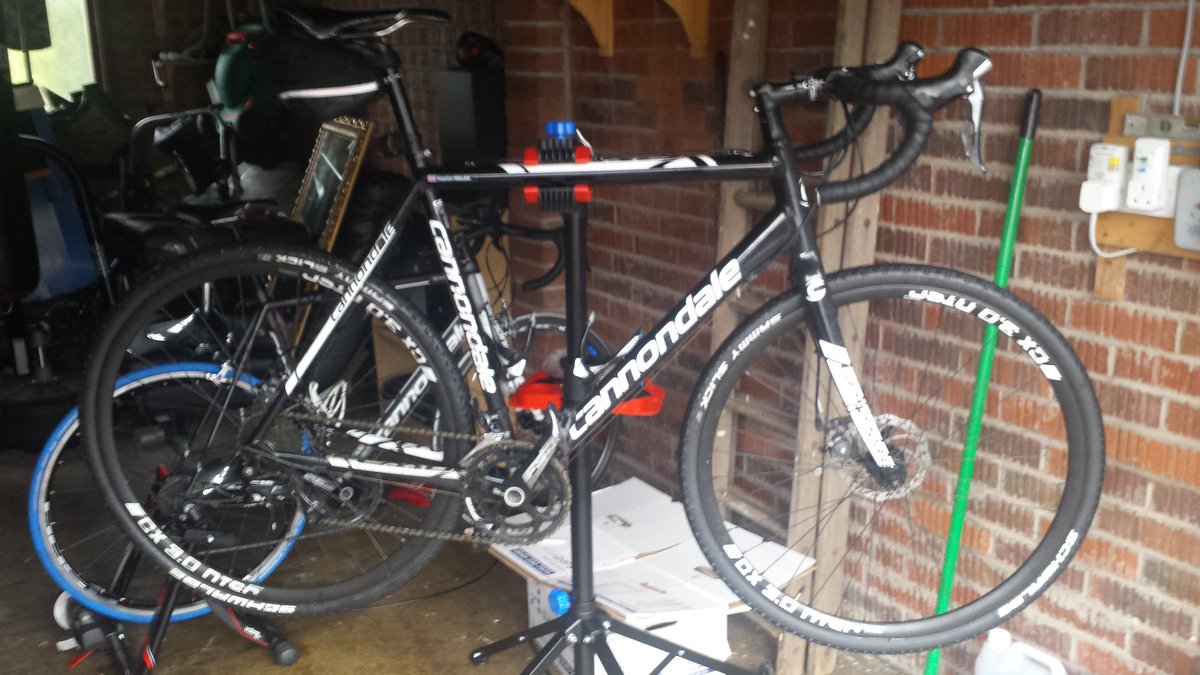 StephenNolan20's tweet photo. Ride completed, the winter bike held its own in poor conditions but I think I will invest in some mud guards today. #wetbottom https://t.co/coz0ZpIZ9D