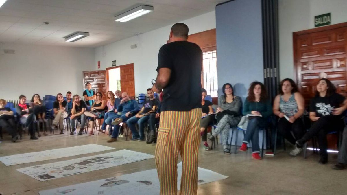 Cambiar el mundo tejiendo red, participación es un regalo, respetar tiempos para participar... Algunas conclusiones de la mañana en  #IXEPA