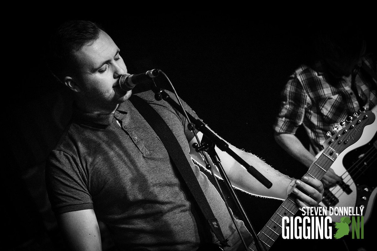 giggingni's tweet photo. Live gig review: @CarChaseCity EP Launch
With @susiebluemusic @OrbyChaseUK &amp; @TheShoutMusic
Read the review: https://t.co/1mNnCqypP6 https://t.co/gO42tWzqQk