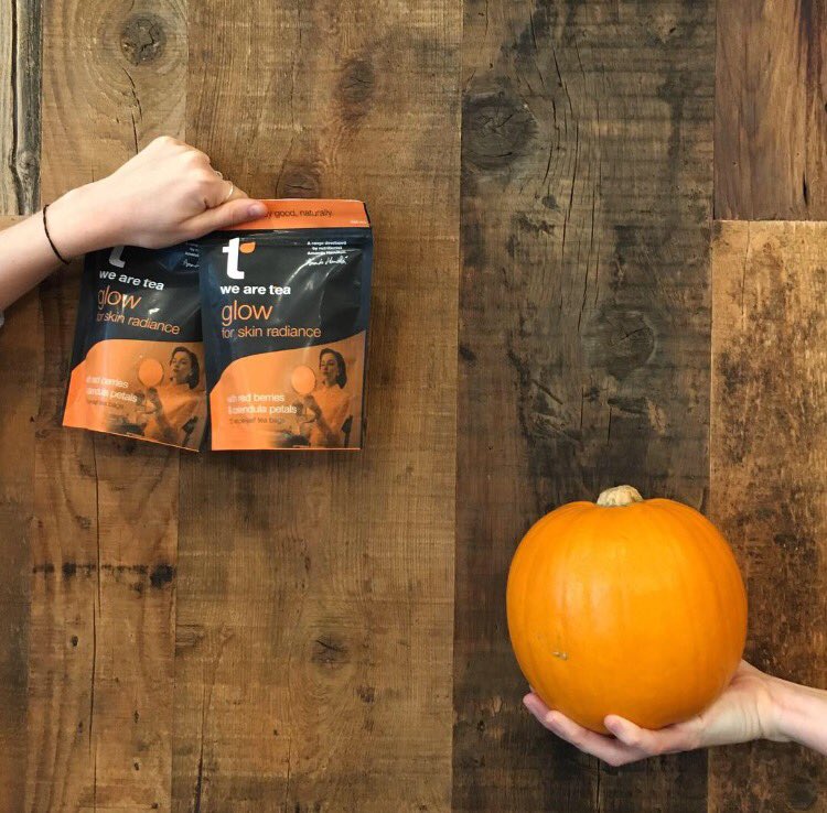 WeAreTea's tweet photo. 🎃 SPOOKY COMPETITION 🎃 get your GLOW on this Halloween with our beauty regime essential- RETWEET to #win a month's supply.  #Halloween https://t.co/fKEcKJcBep