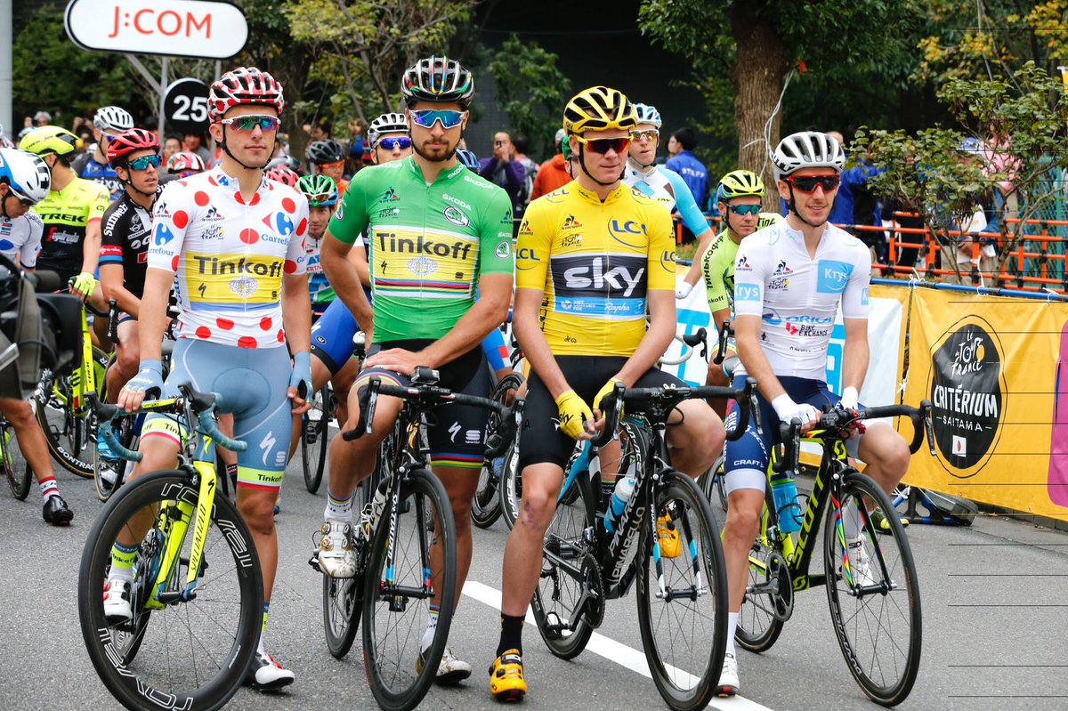 Back in their #TDF2016 colours, green <a href="/petosagan/">Peter Sagan</a> &amp; polka dot <a href="/majkaformal/">Rafał Majka</a> at the start of the #saitamacriterium