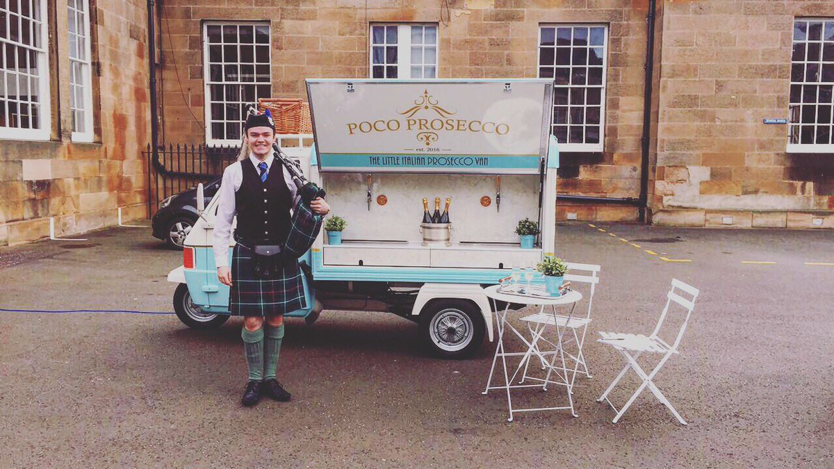 PocoProsecco's tweet photo. Come join in the fun at #fizzfested 🎉🍾 https://t.co/R8uXicZXxl