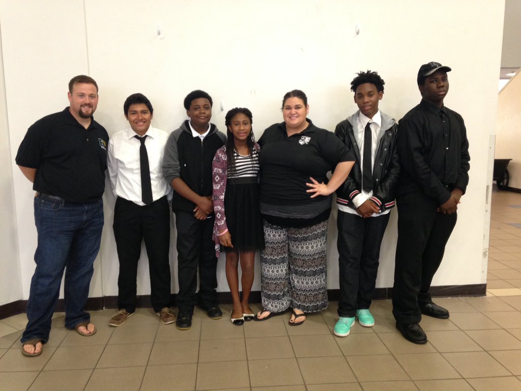 G_Schleeter's tweet photo. @ike9_Eagles Ss with feedback from @IkeTheatre4588 competing π― to bring back the π #ALLINExpectToWin πππ https://t.co/HN11AuEQVy
