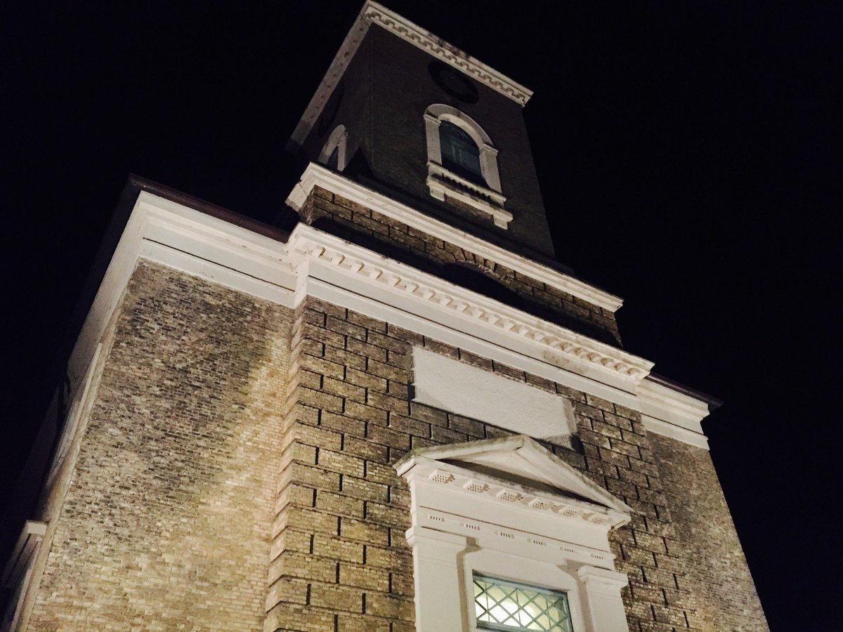 CarstenOvens's tweet photo. Ein paar Momente der Ruhe beim #SHT16. (@ Marienkirche in Husum) https://t.co/qIWm2gkfWy https://t.co/HL77dTCZPe