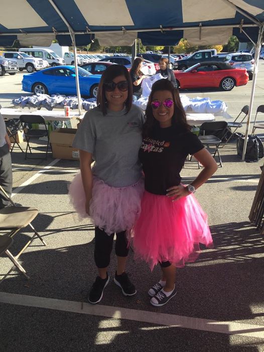 CourtesyFordATL's tweet photo. Breast Cancer Awareness Month @CourtesyFordATL. We support our community. "We show to grow", because really, it all begins with community. https://t.co/eOQsFW2KCP