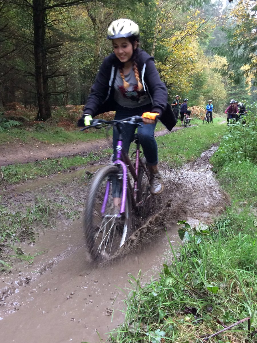 youth_adventure's tweet photo. The beginning of the end for this group as they reflect on their journey so far through art and get muddy on the mountain bikes #PathwayDay https://t.co/Vxjv8aenXN