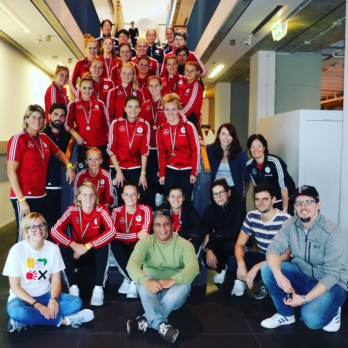 GeGeDuisburg's tweet photo. #U20-Nationalmannschaft der Frauen war diese Woche da! Großartiges Event war das. Danke an den #DFB und das @Explorado_DU https://t.co/kUmfm5bbzu