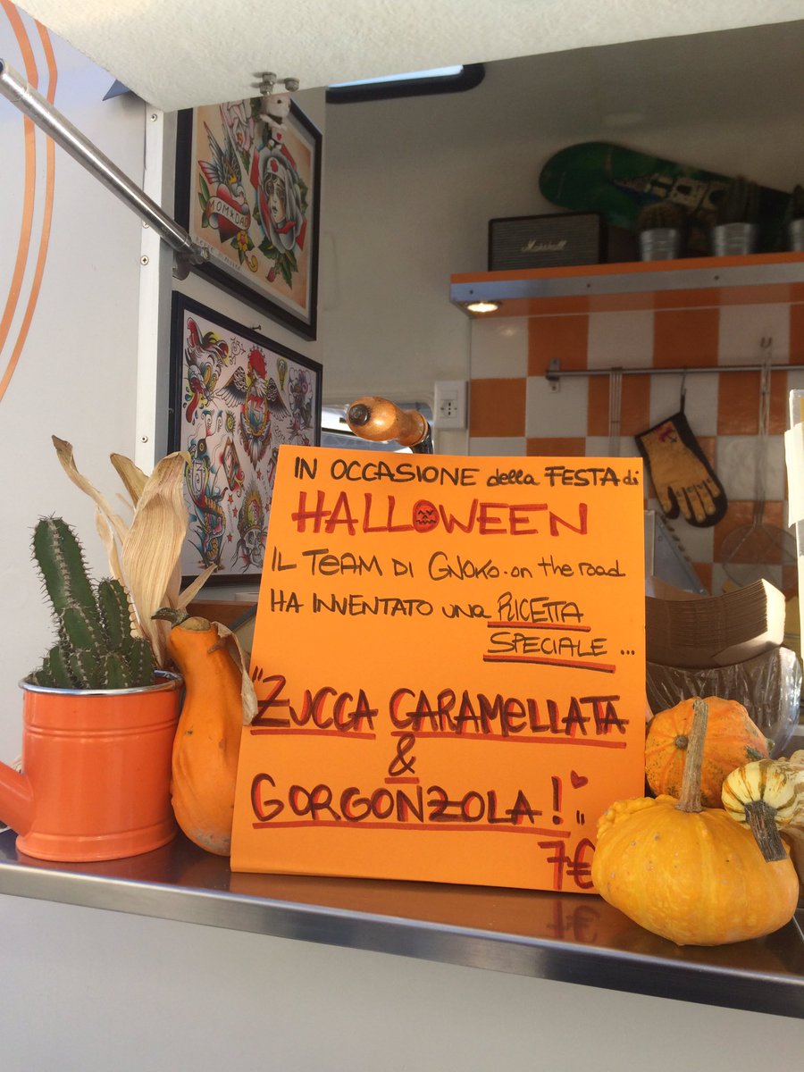 GNOKO_ontheroad's tweet photo. Pronti per #halloween 🎃💀👻 fino a martedì sera #streetfood #gallarate #varese #ilgnoccofritto #gnoko #streetfood4passion #passion https://t.co/aDuZqZr1M9