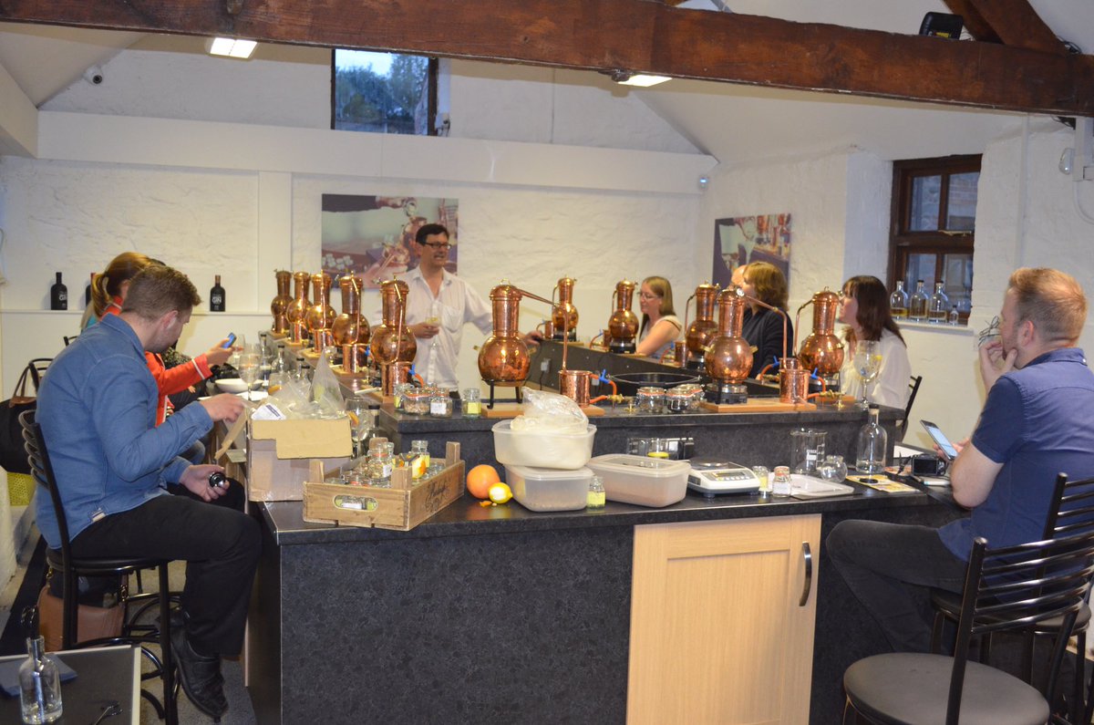 45GinSchool's tweet photo. ONLY 2 DAYS LEFT FOLKS !!

WIN 2 TICKETS FOR OUR GIN SCHOOL EXPERIENCE &amp; DISTILL YOUR OWN PERSONALISED BOTTLE OF GIN

Simply like &amp; retweet https://t.co/eWZnwpshCF