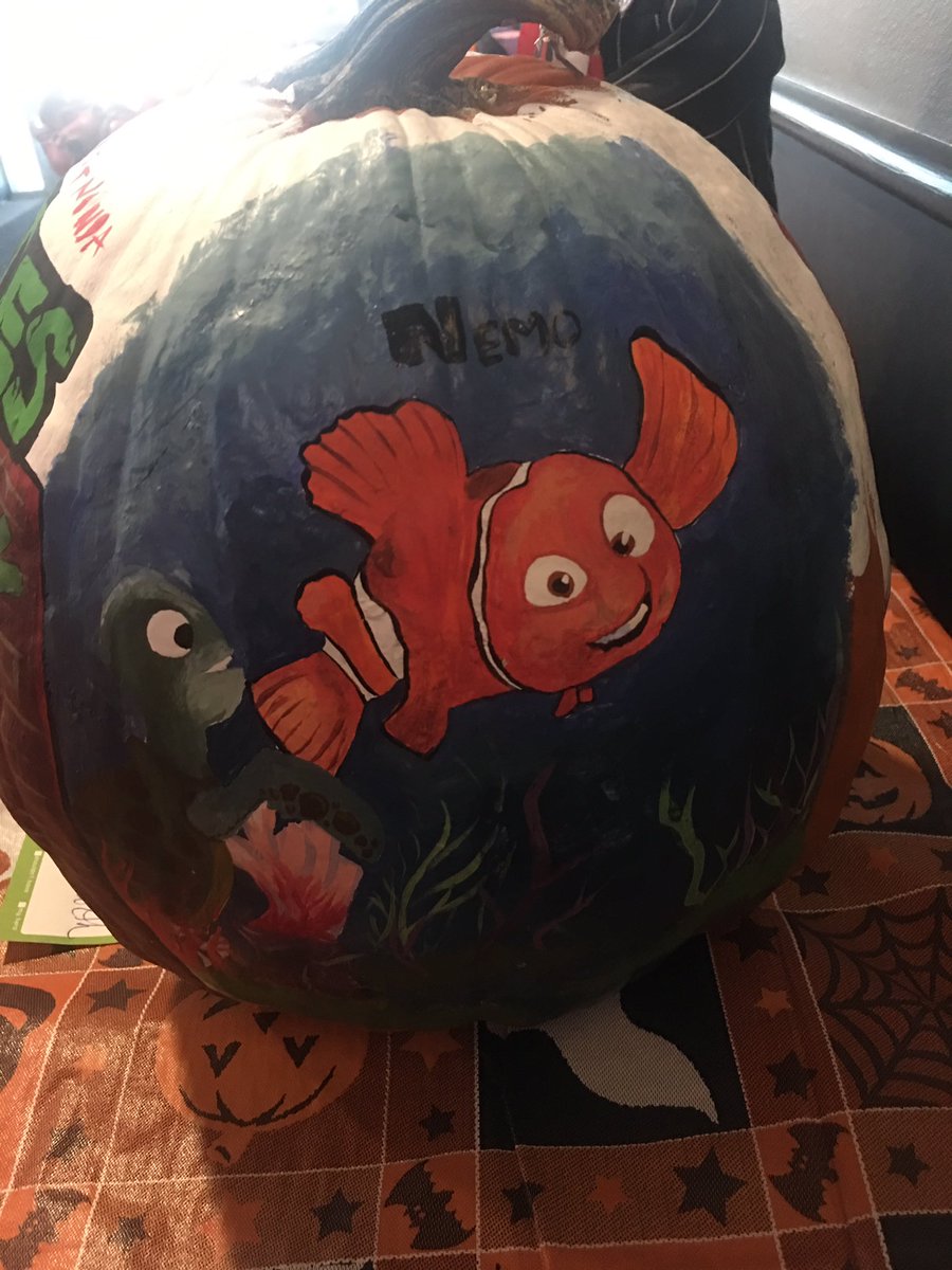 coe_tammy's tweet photo. Halloween Bash is getting started @OKC_CC_Quail @cbs4real #TeamAwesomeATSD #micteam https://t.co/ekIBp1EqtZ