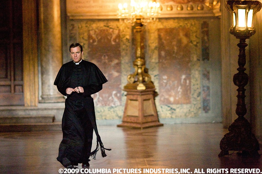 公式 フジテレビムービー Twitter પર 天使と悪魔 ただいま放送中 ユアン マクレガー演じる カメルレンゴ パトリック マッケンナ の声を演じるのは 声優の平田広明さん 実は アニメ One Piece のサンジの声を務めている方なんですよ