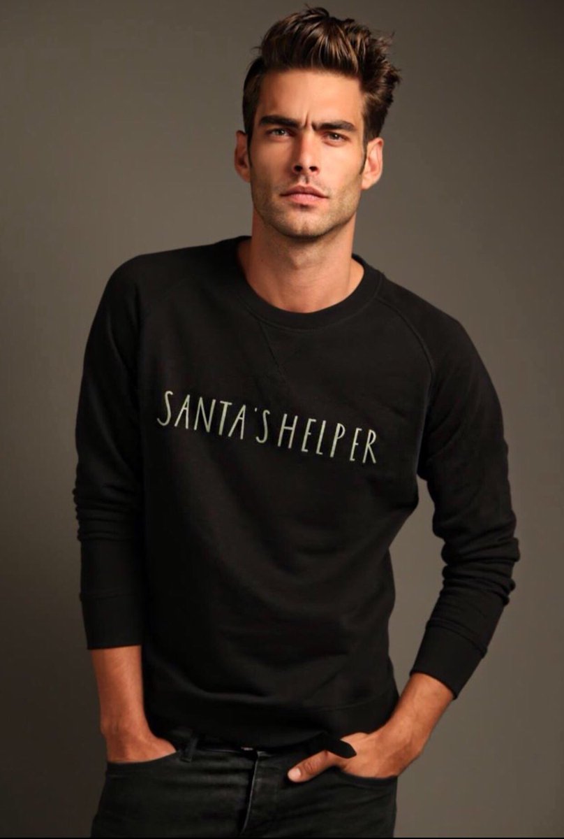 jonkortajarena's tweet photo. Hola @lavecinarubia!! Gracias por tu cariño. Me gustaría verte con el #ChristmasJumper que he diseñado para #SavetheChildren 😘 https://t.co/v7tQbdKah3