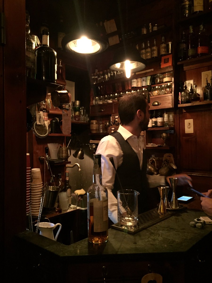 ÎÏÎ¿ÏÎ­Î»ÎµÏÎ¼Î± ÎµÎ¹ÎºÏÎ½Î±Ï Î³Î¹Î± the smallest bar in the world milan