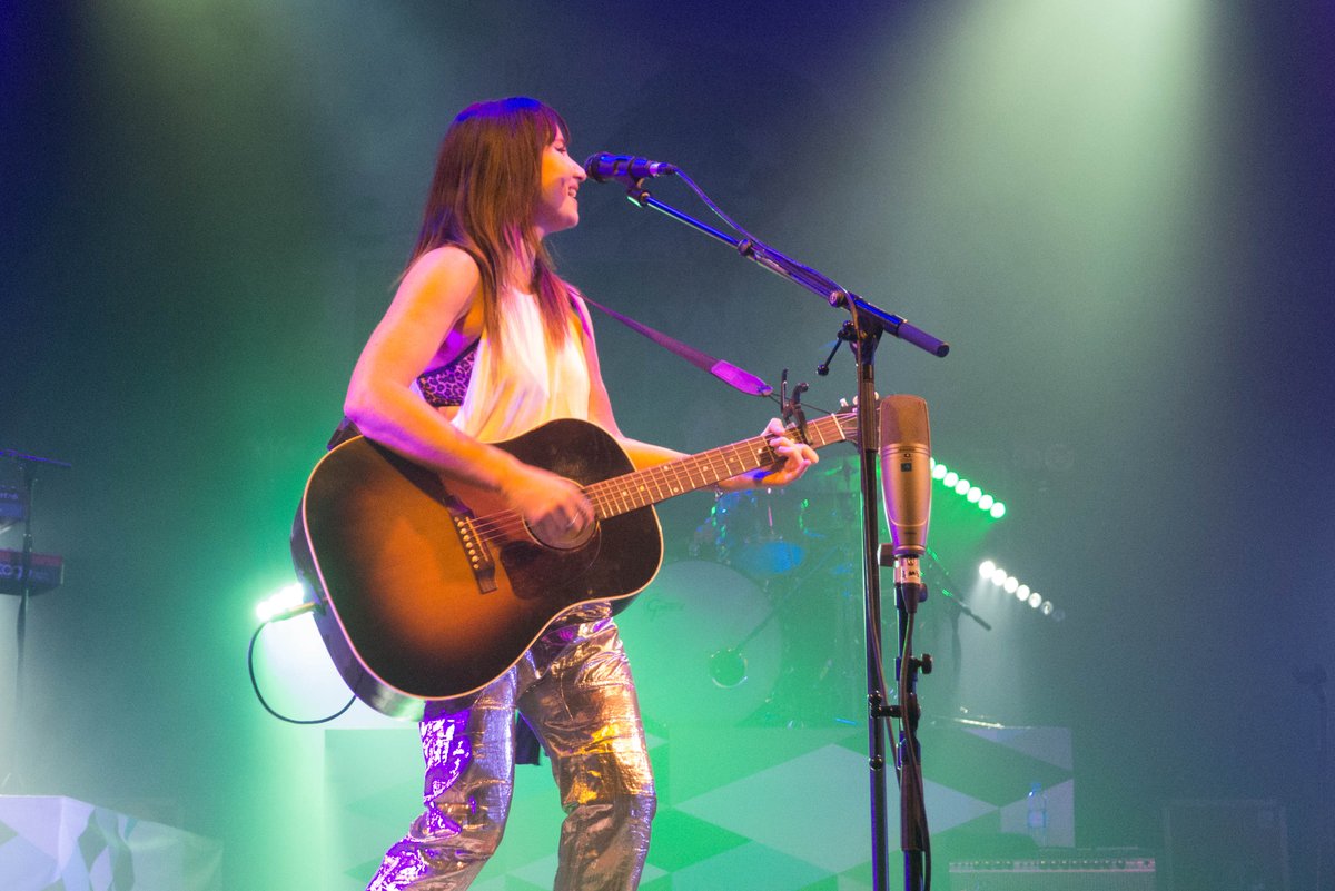 Begooo's tweet image. Thanks @KTTunstall and the band for such an awesome and fun gig last night in Dunfermline!! Hope Mr. Tambo got safe home!