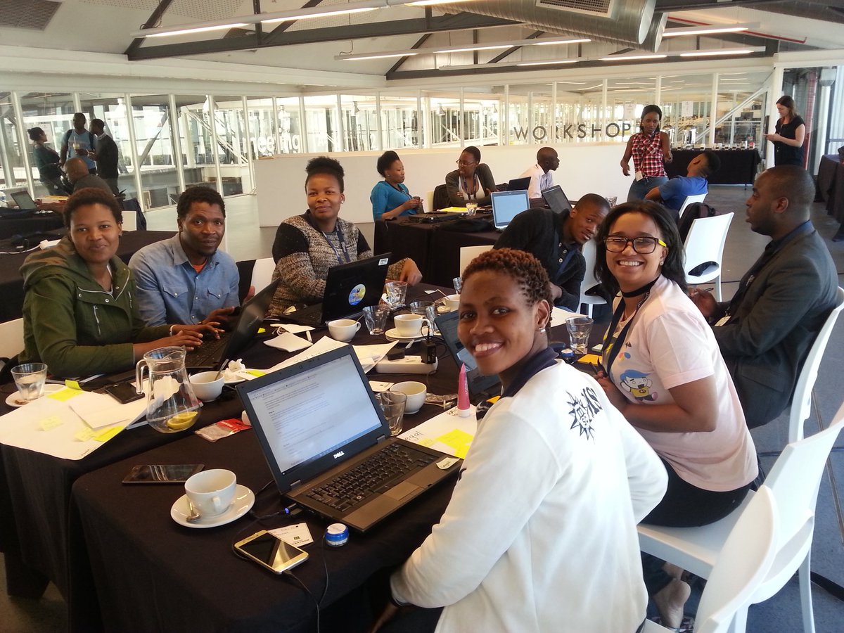 nazlikazie's tweet photo. Pitch practice @HackOnSA @WiseTechGlobal @Workshop17CT #pitchperfect 
#hackinabox #hackthehack https://t.co/FQqXE141Sf