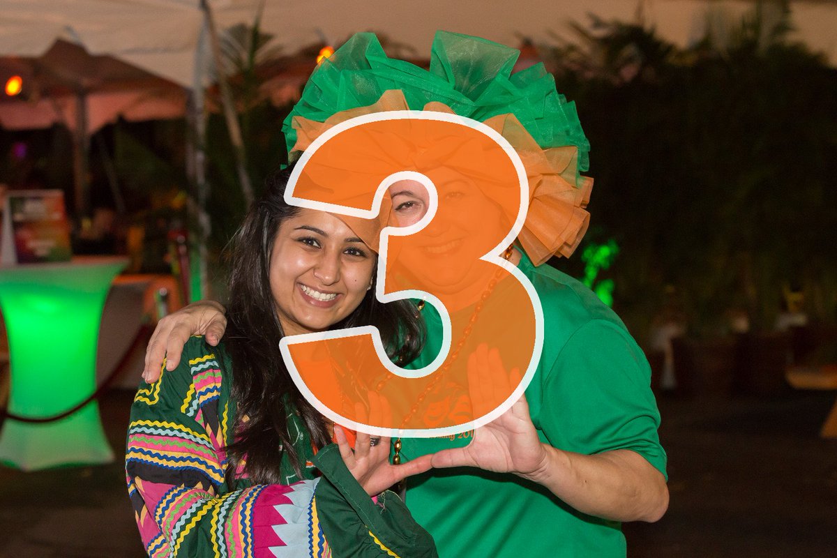 UM_alumni's tweet photo. Three days left to register for Alumni Weekend &amp; Homecoming 2016! Register now for a speedy check-in! https://t.co/AA1LJoMfbM #AWH16 https://t.co/VpdOdNl7WM