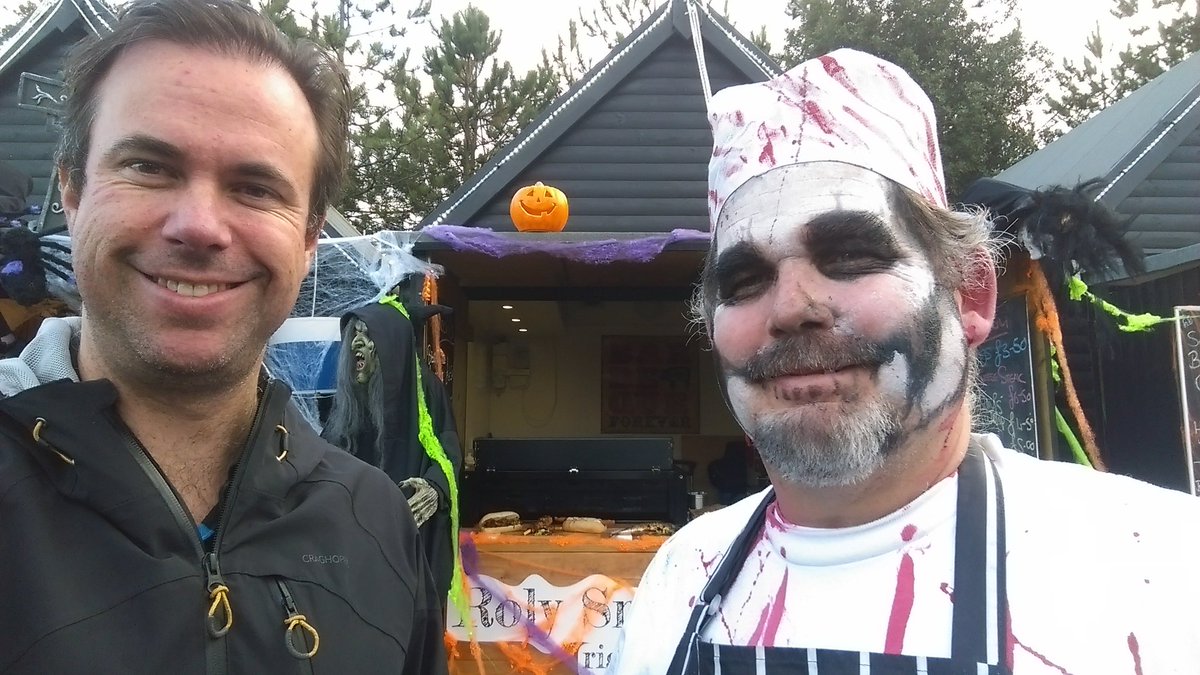 Nick Richmond (@nickgmrichmond) on Twitter photo '<a href="/rolysmokesbbq/">Roly Smokes</a> amazing food as always #yum, #Foodie and thinking your looks are improving with age ;) '<a href="/rolysmokesbbq/">Roly Smokes</a> amazing food as always #yum, #Foodie and thinking your looks are improving with age ;)