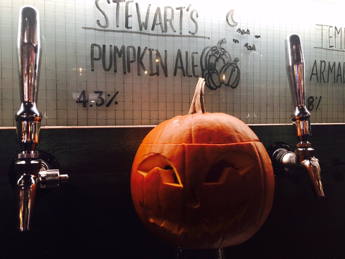 OX184's tweet photo. Fancy some pumpkin beer? Then look no further as we have some from the amazing @StewartBrewing. Why don't you pop in over and try? 11am -3am https://t.co/Owh2SGmmAx