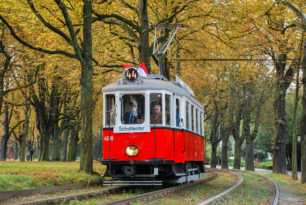 Tram_Museum's tweet photo. Neem zeker deel aan onze fotowedstrijd en win ticketjes voor ons museum !
Meer info: https://t.co/jMn3wz4aTg
#AutumnContest2016 https://t.co/W55unFd7cL