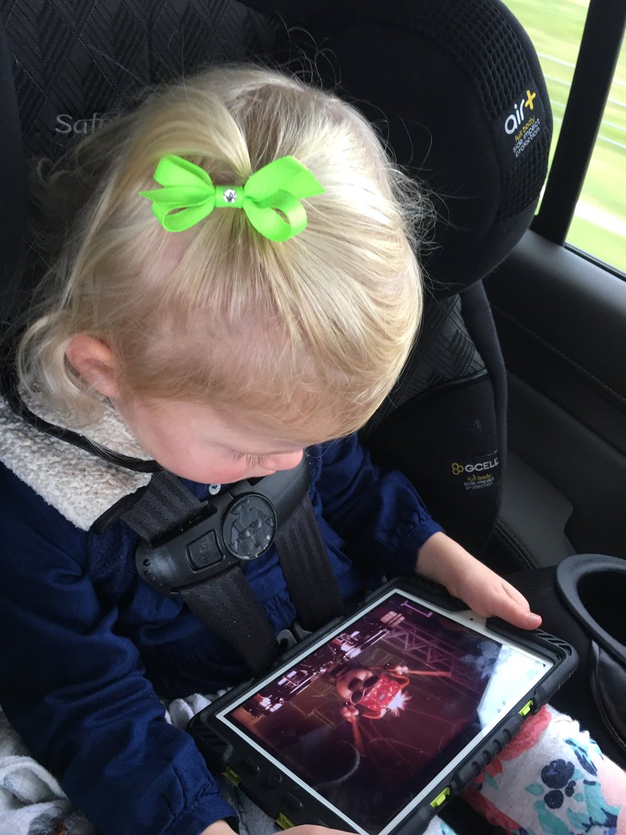 #bookaboo is a new show on Amazon prime about a book loving dog. Every episode donates 100 books to children in need.  And it's cute!  📚🐶