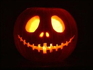 catholiccom's tweet photo. The belief that Halloween is pagan in origin is a myth. Jon Sorensen explains why https://t.co/vpu0HGjYxV https://t.co/ctW6Y3GNbl
