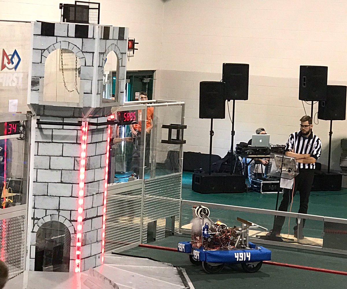 Team4914's 2nd qualification match ended with a win! Hopefully, we'll make it to the play-offs. #FIRST #FRC #Robotics