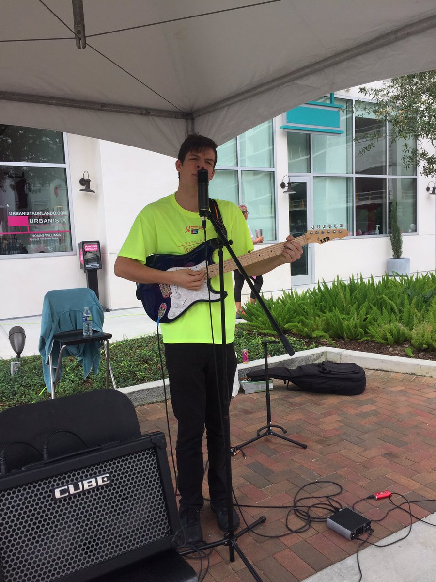 GiveTilItRocks's tweet photo. Connor Long rocking the @OrlandoStrides route! #orlandostrides #givetilitrocks https://t.co/ExRyst7ahY