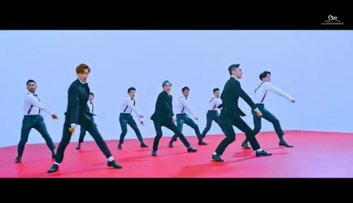 vivaciousbear_'s tweet photo. ความSMคือแม้ว่าจะเป็นยูนิต3คน แต่กูก้จะให้เต้น9คนอ่ะ จะทำไม #HeyMama https://t.co/wkMifHc4nC