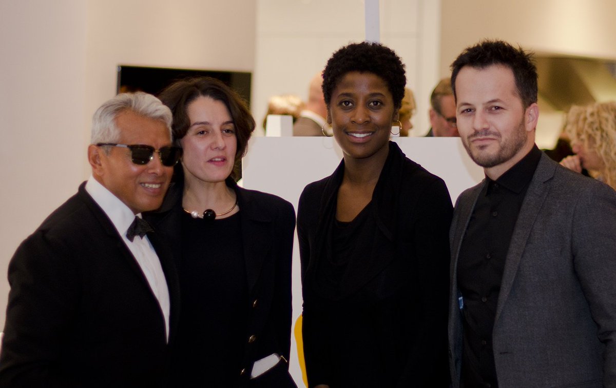 CopelandCreates's tweet photo. Bold & visually striking! That was our experience at the #BeyondTimes preview of painter @ILG_ART. Exhibit opens Nov 2 at @ArtaGallery https://t.co/0BXVz1yagJ