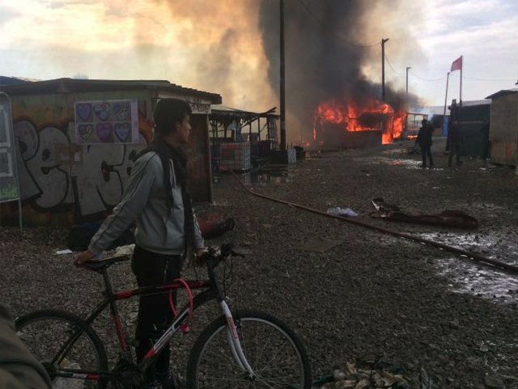Des de #Calais amb voluntat de fer un documental. Parlem amb <a href="/danixvelas/">Dani Velázquez</a>
elcugatenc.cat/drets/entrevis… #SantCugat #welcomerefugees #jungledecalais