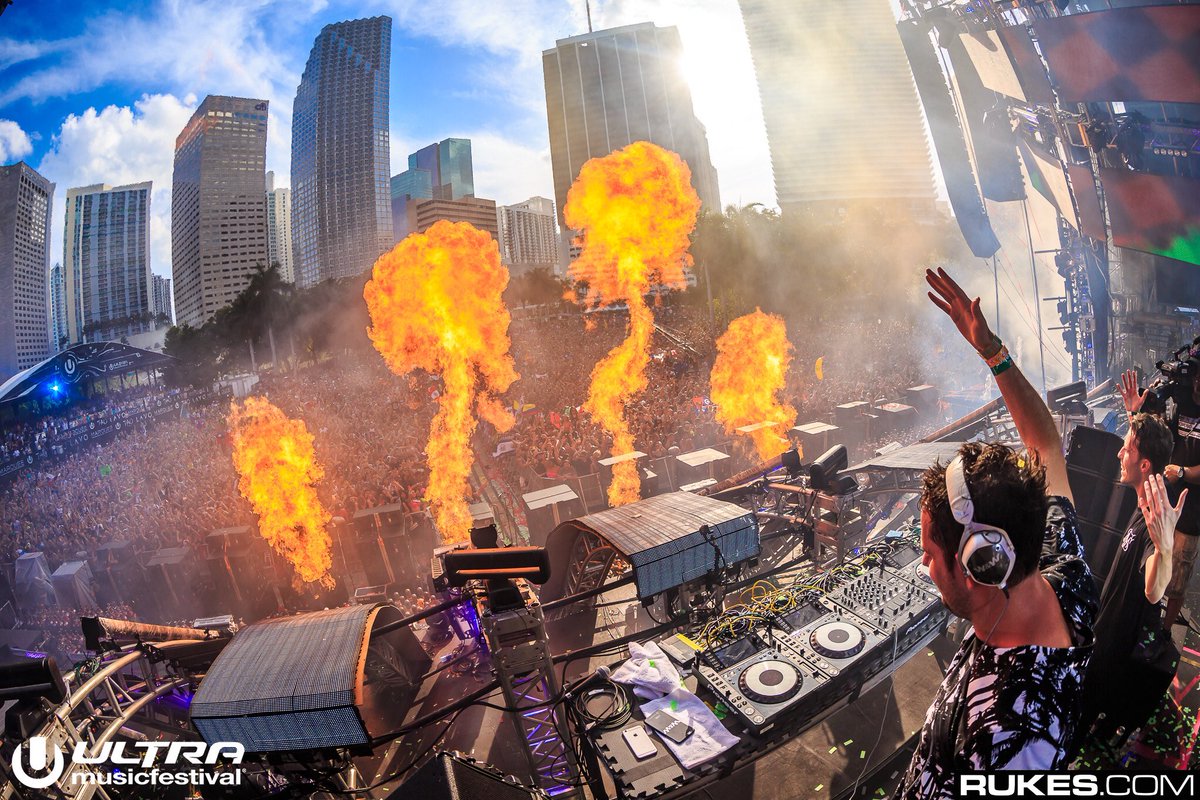 "<a href="/WandWmusic/">W&W</a>: New W&amp;W single drops on Monday �� "