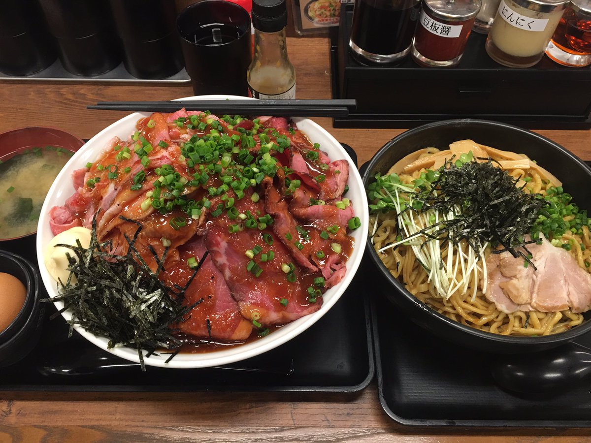 tom ゴリラ部 Gori Love Auf Twitter 伝説のすた丼 福井店 劇辛wローストビーフ丼 肉飯増しトリプル 油そば大盛り 茹で後600g 今日は店長作ということでご飯愛情盛りしてもらいました 麺と飯で2 5kgぐらいだそうですw ごちそうさまでした T Co tom ゴリラ部 Gori Love Auf Twitter 伝説のすた丼 福井店 劇辛wローストビーフ丼 肉飯増しトリプル 油そば大盛り 茹で後600g 今日は店長作ということでご飯愛情盛りしてもらいました 麺と飯で2 5kgぐらいだそうですw ごちそうさまでした T Co
