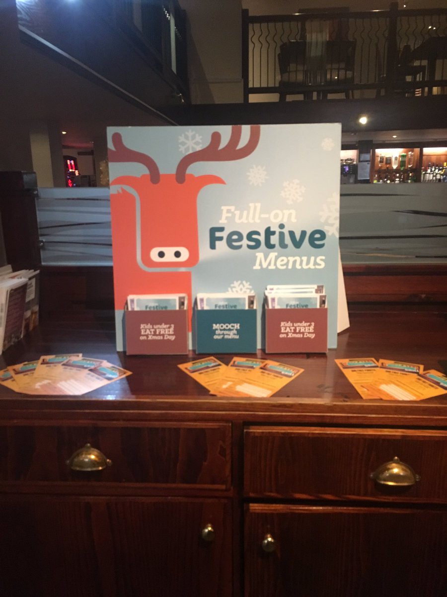 Come down to the RedHouse to book for Christmas 2016! <a href="/GriffinNathan/">Nathan Griffin</a> <a href="/Varls2/">Ian Varley</a>