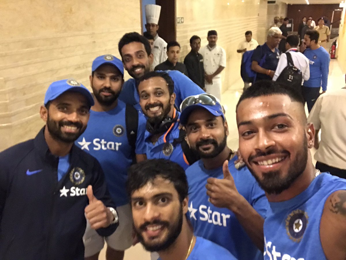 hardikpandya7's tweet image. Great series win ✌🏻️💪🏻 and thank you all for the support it was amazing 👏🏻🇮🇳 @rohitsharma45 @mandeeps12 @kedarjadhavofficial  @ajinkyarahane