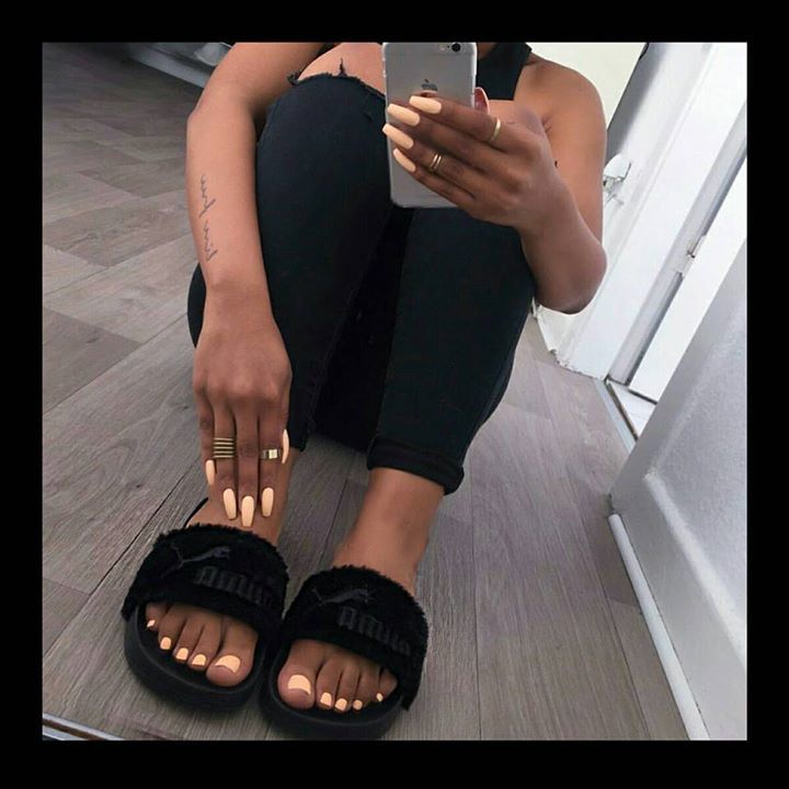 divineamoruk's tweet photo. Dope Ass Nails.. #xanasboutique #nails #nailideas #naildesigns #sexynails #acrylicnails #stilettonails #shellacnail… https://t.co/jzPpIgDsFw