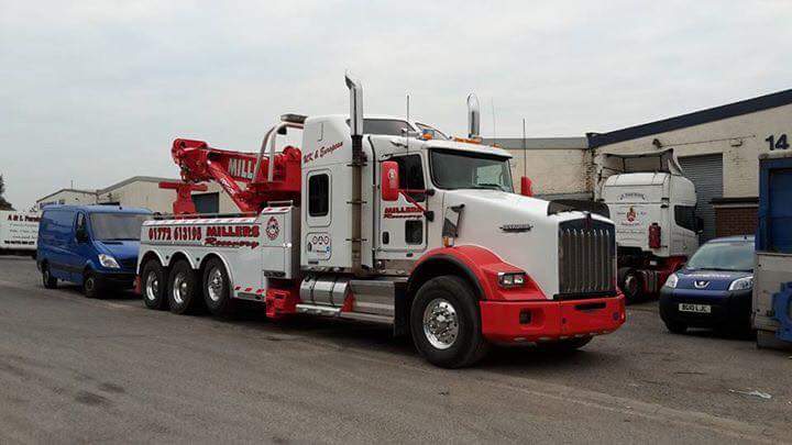 Hnc365's tweet image. Tom's new truck @MillersRec looks the business, #american #HeavyMetalMachines, wonder if it'll make an appearance in the @stagecoach garage