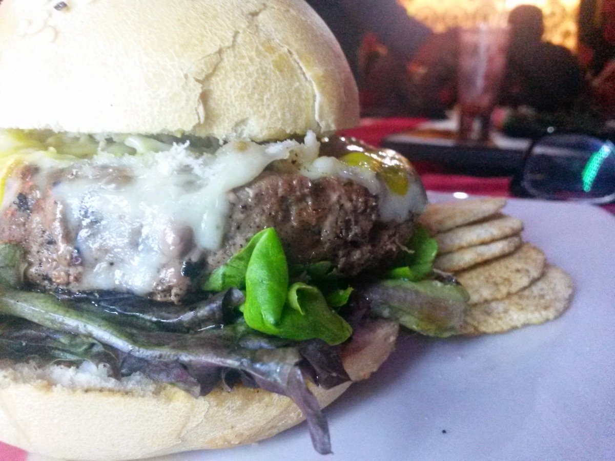 Acércate a la Urbanización la Soledad! Ya te tenemos las propuestas gastronómicas para tu almuerzo. !No te lo pierdas!