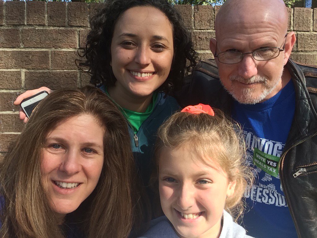 DaliaPalchik's tweet photo. Students, parents, teachers, and school board members canvassing for #voteyesmealstax https://t.co/aHXiO1K4dq