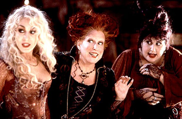 Come with your friends from back in the day or bring the whole fam! Hocus Pocus adds to the Halloween spirit! $5 movie tixs! Sun 3 PM #NetDe