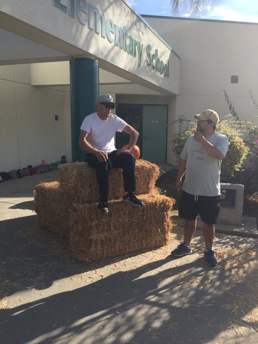 Fall Carnival starting in 10 minutes!!!